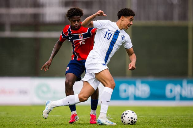 260608 Tobias Saliou Moi SÃ ne of Norway and David Ezeh of Finland during the under-21 International Friendly, Länderspiel, Nationalmannschaft football match between Norway and Finland on June 8, 2026 in Moss. Photo: Marius Simensen BILDBYRAN COP 238 bbeng finland football fotball fotboll international friendly norge norway privatlandskamp soccer träningslandskamp U21, U 21 under 21