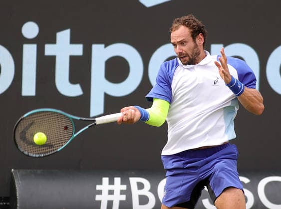 08.06.2026, Boss Open 2026, ATP, Tennis Herren Tour 250 Stuttgart, TTC Weissenhof, Tennis, im Bild: Roman Safiullin