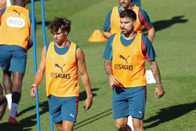 Training of the Portuguese national football team in the football city of Oeiras - Portugal, June 8, 2026, in Alges, Portugal. Joao Felix (Portugal ,11), Ruben Neves (Portugal ,21)