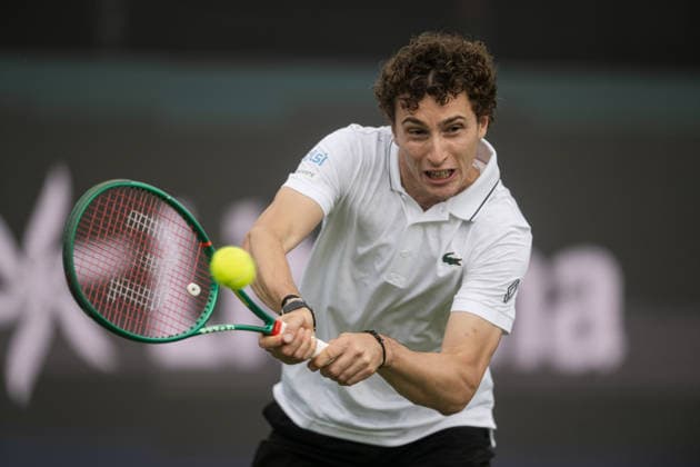 S-HERTOGENBOSCH, NETHERLANDS - JUNE 08: Ugo Humbert of France returns a backhand shot against Elias Ymer of Sweden during their ATP, Tennis Herren Singles First Round match at the LibÃ ma Open on June 8, 2026 at Autotron s-Hertogenbosch in s-Hertogenbosch, Netherlands. Credit: Andy Astfalck NurPhoto Netherlands Copyright: xAndyxAstfalckx