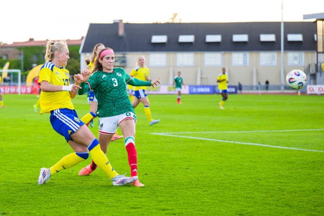 260608 Molly Johansson of Sweden and Alexandra Guadalupe Godinez Garcia of Mexico during the under-23 International Friendly, Länderspiel, Nationalmannschaft football match between Sweden and Mexico on June 8, 2026 in Kalmar. Photo: Suvad Mrkonjic BILDBYRAN COP 170 SM0470 fotboll football soccer fotball träningslandskamp international friendly sverige sweden mexico dam bbeng sverige sweden