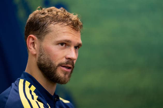 260608 Jesper Karlström of the Swedish men s national football team in the mixed zone after a training session during day -4 of the FIFA World Cup, WM, Weltmeisterschaft, Fussball 2026 on June 8, 2026 in Dallas. Photo: Petter Arvidson BILDBYRAN kod PA PA1224 fotboll football soccer fotball vm fotbolls-vm fotball-vm fotbolls-vm 2026 fifa world cup 2026 mixed zone sverige sweden sverige a day -3 bbeng