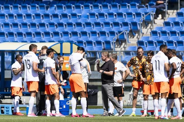 NEW YORK - Drinks break during the friendly match between the Netherlands and Uzbekistan at Icahn Stadium on June 8, 2026, in New York, United States. The Dutch national team, Nationalteam is preparing for the World Cup. KOEN VAN WEEL ANP International Friendly, Länderspiel, Nationalmannschaft 2026 xVIxANPxSportx xxANPxIVx 560512185 originalFilename: 560512185.jpg