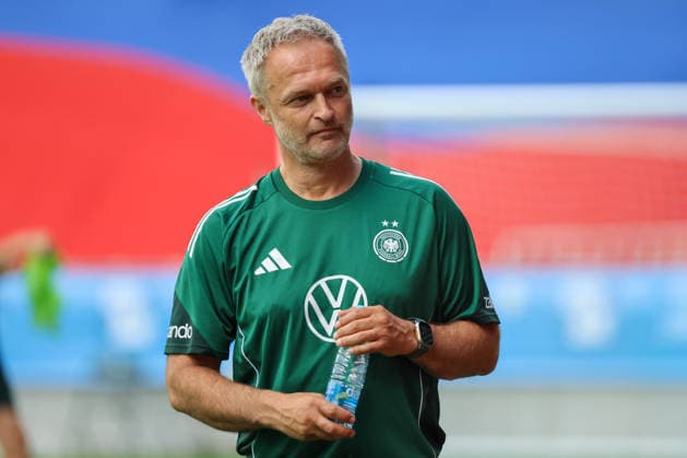 Ljubljana, Slowenien: 08.06. 2026 - Abschlusstraining des DFB Frauenteam vor dem WM-Qualifikationsspiel gegen Slowenien Im Bild: Bundestrainer Christian Wück Wueck (Deutschland)