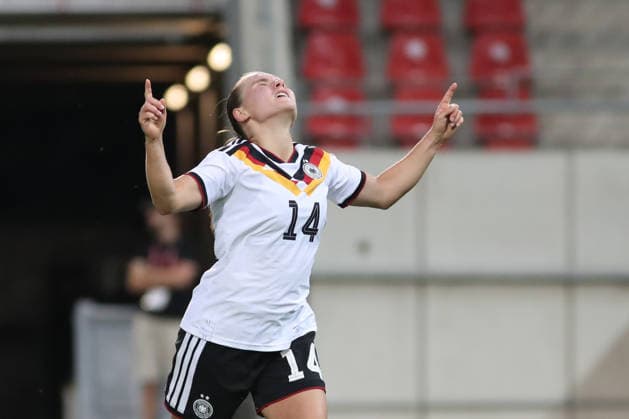 Fußball, U23-Frauen: Deutschland - Dänemark, 08.06.26 Tor-Jubel bei Marie Steiner (14, Deutschland U23, TSG Hoffenheim) nach ihrem Treffer zur 1:0-Führung. Fußball, Testspiel U23-Frauen: Deutschland - Dänemark am 08.06.26 im Leuna-Chemie-Stadion Halle (Saale).