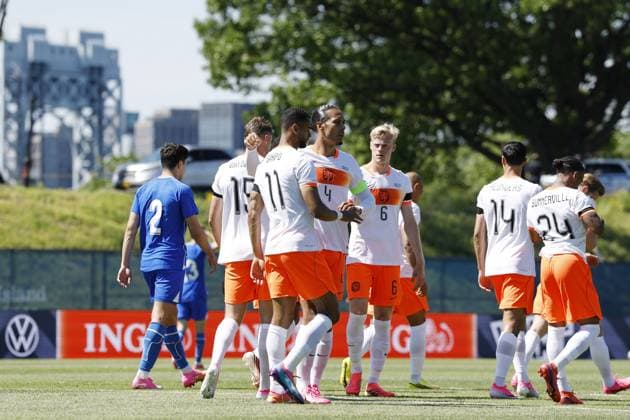 NEW YORK - (LR) Micky van de Ven or the Netherlands, Cody Gakpo or the Netherlands, Virgil van Dijk or the Netherlands celebrate the 1-0 during the friendly international match, Länderspiel, Nationalmannschaft between the Netherlands and Uzbekistan at Icahn Stadium on June 8, 2026, in New York, United States. MAURICE VAN STEEN ANP International Friendly, Länderspiel, Nationalmannschaft 2026 xVIxANPxSportx xMauricexvanxSteenxIVx 560513065 originalFilename: 560513065.jpg