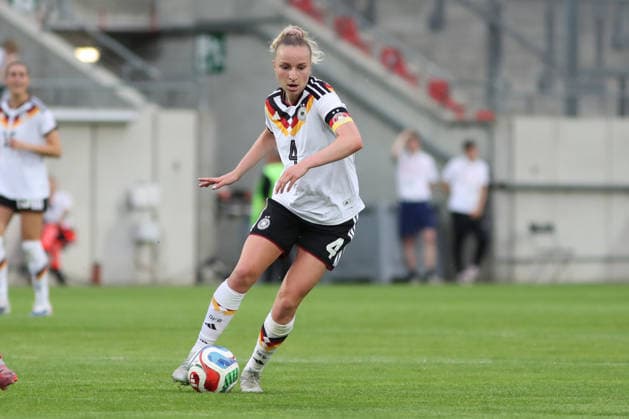 Fußball, U23-Frauen: Deutschland - Dänemark, 08.06.26 Kapitänin Vanessa Diehm (4, Deutschland U23, TSG Hoffenheim). Fußball, Testspiel U23-Frauen: Deutschland - Dänemark am 08.06.26 im Leuna-Chemie-Stadion Halle (Saale).