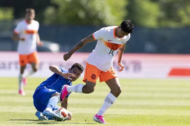NEW YORK - (lr) Rustam Ashurmatov of Uzbekistan, Tijani Reijnders of the Netherlands during the friendly match between the Netherlands and Uzbekistan at Icahn Stadium on June 8, 2026, in New York, United States. The Dutch national team, Nationalteam is preparing for the World Cup. KOEN VAN WEEL ANP International Friendly, Länderspiel, Nationalmannschaft 2026 xVIxANPxSportx xxANPxIVx 560516072 originalFilename: 560516072.jpg