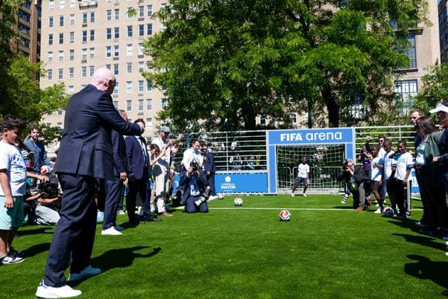 New York, NY- June 8: Governor Hochul and Mayor Mamdani make a World Cup FIFA announcement of a free watch party in Central Park for the FIFA World Cup, WM, Weltmeisterschaft, Fussball 2026 Final on Sunday, July 19. With FIFA President Gianni Infantino, George Weah on June 8, 20267 Credit: AdMedia FIFA 2026 press conference, PK, Pressekonferenz