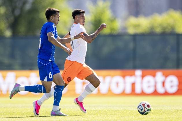 NEW YORK - (lr) Akmal Mozgovoy of Uzbekistan, Tijjani Reijnders of the Netherlands during the friendly match between the Netherlands and Uzbekistan at Icahn Stadium on June 8, 2026, in New York, United States. The Dutch national team, Nationalteam is preparing for the World Cup. ROBIN VAN LONKHUIJSEN ANP International Friendly, Länderspiel, Nationalmannschaft 2026 xVIxANPxSportx xxANPxIVx 560517532 originalFilename: 560517532.jpg