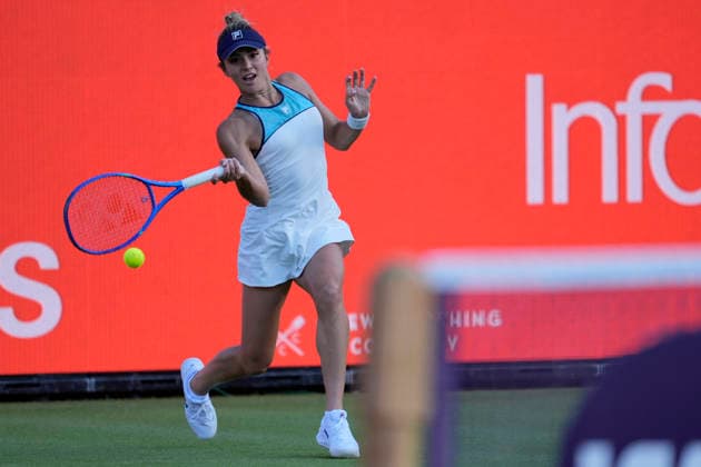 HSBC Championships - Day One Jaqueline Cristian of Romania in action during her Round of 32 match at The HSBC Championships 2026 Women s tennis tournament at The Queen s Club in London, England, on June 8, 2026. London United Kingdom  Copyright: xOwenxHammondx originalFilename:hammond-thehsbcc260608_np9K8.jpg