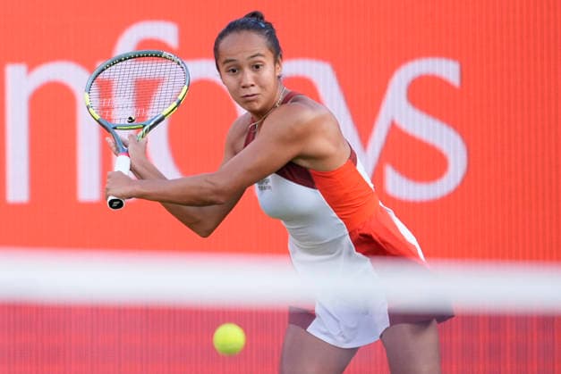 HSBC Championships - Day One Leylah Fernandez of Canada in action during her Round of 32 match at The HSBC Championships 2026 Women s tennis tournament at The Queen s Club in London, England, on June 8, 2026. London United Kingdom  Copyright: xOwenxHammondx originalFilename:hammond-thehsbcc260608_npnHo.jpg