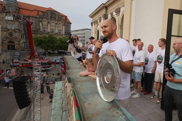 08.06.2026, xtgx, Handball, Daikin HBL, Empfang des deutschen Meisters SC Magdeburg im Rathaus v.l. Christian O Sullivan (Magdeburg, 24) Magdeburg