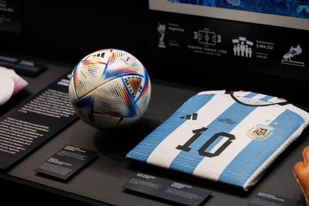 View showing the Legacies of Champions exhibition at Rockefeller Center in New York City, 08 June 2026.The exhibition revisits every edition of the World Cup since Uruguay 1930 through original artifacts, such as historic equipment and balls, photographs, sticker albums, and memorabilia from the tournament s most iconic teams and players. La FIFA y Hyundai llevan la historia de los Mundiales al Rockefeller Center de Nueva York !ACHTUNG: NUR REDAKTIONELLE NUTZUNG!  Copyright: xAlfonsoxLozanox AME9841 20260608-55020538829_1
