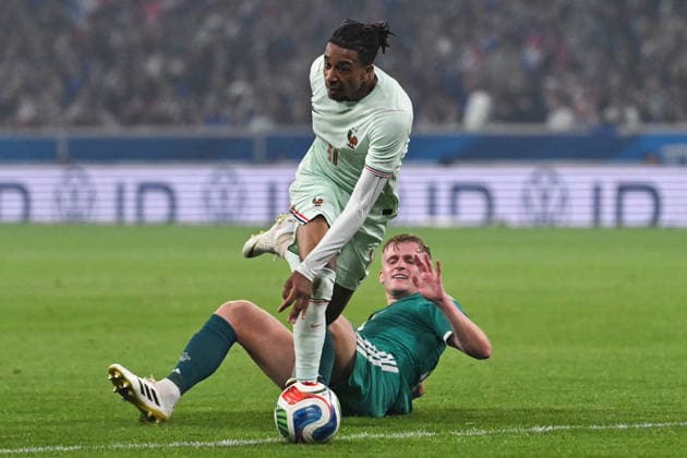 Friendly Match - France v Northern Ireland - FA French forward Michael Olise fights for the ball during the friendly football match between France and Northern Ireland as part of FIFA Wold Cup 2026 preparations, at the Pierre Mauroy stadium in Lille on June 8, 2026. Photo by Firas Abdullah ABACAPRESS.COM Lille Hauts de France France  Copyright: xAbdullahxFiras ABACAx