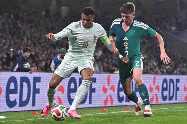 Friendly Match - France v Northern Ireland - FA French forward Kylian Mbappe fights for the ball during the friendly football match between France and Northern Ireland as part of FIFA Wold Cup 2026 preparations, at the Pierre Mauroy stadium in Lille on June 8, 2026. Photo by Firas Abdullah ABACAPRESS.COM Lille Hauts de France France  Copyright: xAbdullahxFiras ABACAx