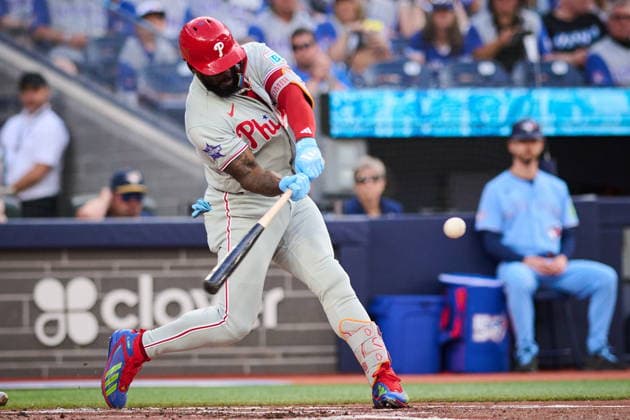 June 8, 2026, Toronto, On, Canada: Philadelphia Phillies Adolis Garcia (53) hits a two run home run against the Toronto Blue Jays during second inning MLB, Baseball Herren, USA baseball action in Toronto, on Monday, June 8, 2026. Canada News - June 8, 2026  - ZUMAc35_ 20260608_zaf_c35_243 Copyright: xSammyxKoganx