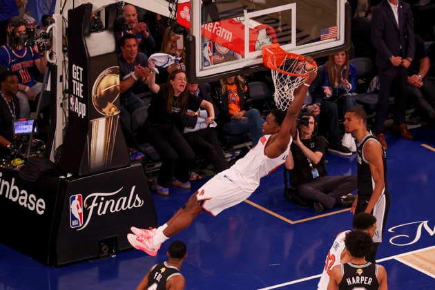 NBA, Basketball Herren, USA Finals Game 3 - San Antonio Spurs at New York Knicks OG Anunoby (C) of the New York Knicks in action during Game 3 of the NBA Finals against the San Antonio Spurs at Madison Square Garden in New York, New York, USA, 08 June 2026. NEW YORK NEW YORK UNITED STATES  Copyright: xSARAHxYENESELx
