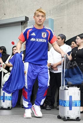 Football: Japan team heads for Nashville Japan men s national football team member Ritsu Doan departs from accommodation in Monterrey, Mexico, on June 8, 2026, to move to the team s World Cup base camp in Nashville in the U.S. state of Tennessee.  A14AA0005618100P