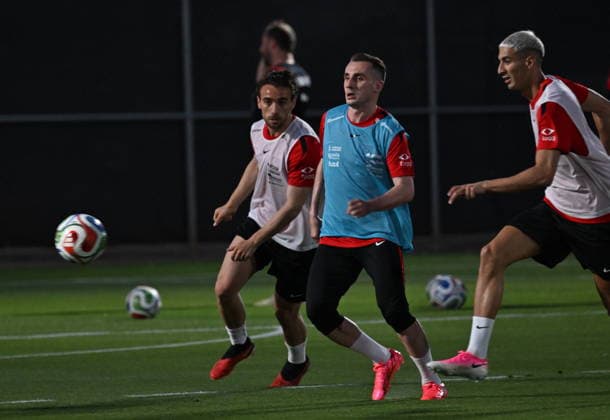 Turkish National Football Team training session in Arizona MESA, ARIZONA, US - JUNE 8: Turkish National Football Team players Kerem Akturkoglu, Yunus Akgun and Mert Muldur and their teammates, under the guidance of head coach Vincenzo Montella, participate in an open training session for fans and media members ahead of the 2026 FIFA World Cup, WM, Weltmeisterschaft, Fussball at Arizona Athletic Grounds in Mesa, Arizona, on June 8, 2026. Tayfun Coskun Anadolu Arizona United States. Editorial use only. Please get in touch for any other usage.  Copyright: x2026xAnadoluxTayfunxCoskunx
