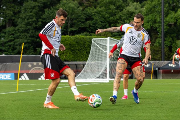 PASCAL GROß DAVID RAUM Team Arrival Germany, Base Camp, practice, FIFA World Cup, WM, Weltmeisterschaft, Fussball 2026, Winston-Salem
