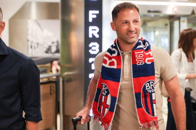 Domenico Tedesco atterra a Bologna come nuovo allenatore del Bologna FC Bologna (Italia) 9 Giugno 2026 (Photo Guido Calamosca LaPresse) Domenico Tedesco lands in Bologna as the new coach of Bologna FC jun 09, 2026 - Bologna - Italia (Guido Calamosca LaPresse )  Copyright: xGuidoxCalamosca LaPressex