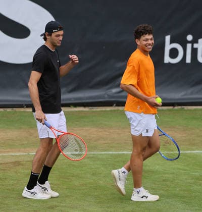 09.06.2026, Boss Open 2026, ATP, Tennis Herren Tour 250 Stuttgart, TTC Weissenhof, Tennis, im Bild: Taylor Fritz (USA) und Ben Shelton (USA)