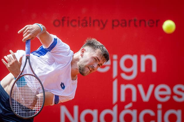 BRATISLAVA OPEN TENNIS ATP, Tennis Herren CHALLENGER Martin Krumich (Czechia) during first round ATP Tennis Challenger tour 100 Bratislava Open match against Maxim Mrva (Czechia). Tennis courts Slovan Bratislava, Bratislava, Slovakia, June 08, 2026. Photo by Branislav Racko Copyright: xx 080A9578