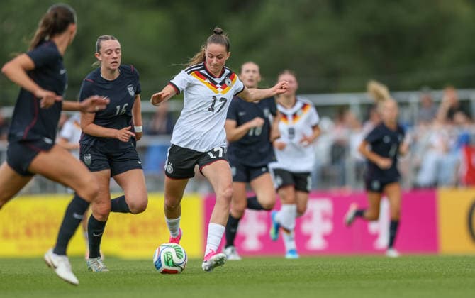 GER, Frankfurt, Deutschland U19 vs USA U19 Freundschaftsspiel, Fussball, DFB, Spielzeit 2025 2026, DFB-Campus, zweites Spiel im Bild: Helen Börner (Deutschland U19) DFB DFL REGULATIONS PROHIBIT ANY USE OF PHOTOGRAPHS AS IMAGE SEQUENCES AND OR QUASI-VIDEO, 09.06.2026