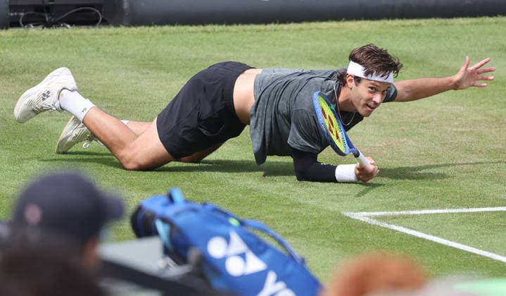 Stuttgart , Tennis , BOSS Open , Alexis Galarneau ( CAN )