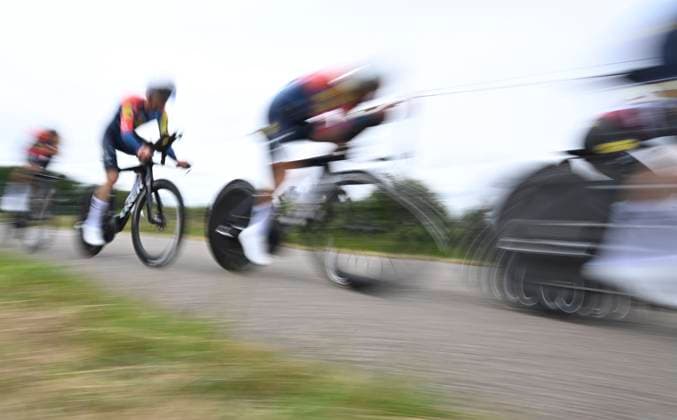 Tour Auvergne - Rhone-Alpes 2026 Stage 3 PERREUX, FRANCE - JUNE 09 : riders of team Lidl - Trek during stage 3 of the 78th edition of Tour Auvergne - Rhone-Alpes an UCI World Tour 2.UWT Team Time Trial stage for Men Elite of 28.4 km with start in Perreux and finish in Perreux on June 9, 2026 in Perreux, France, 09 06 2026 ( Motordriver Guy De Vuyst - Perreux France  Copyright: xVincentxKalutx