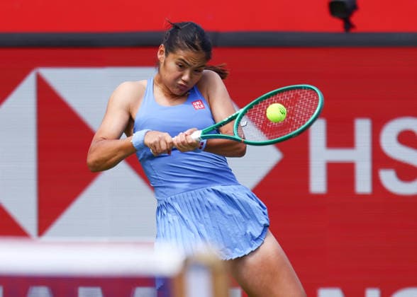 2026 HSBC Tennis Championships, Queens Club, London, UK - 09 06 2026 Emma Raducanu (GBR) in action during her first round match agianst Anna Blinkova in the HSBC 2026 Championships at Queens Club in London London Queens Club London GBR Copyright: xMarkxGreenwoodx