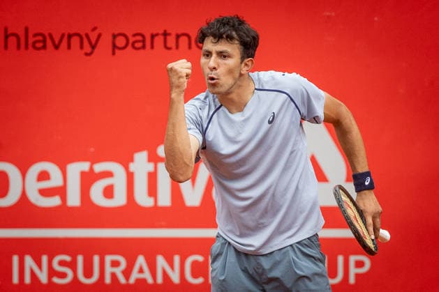 BRATISLAVA OPEN TENNIS ATP, Tennis Herren CHALLENGER Emilio Nava (USA) during first round ATP Tennis Challenger tour 100 Bratislava Open match against Pedro Boscardin Dias (Brazil). Tennis courts Slovan Bratislava, Bratislava, Slovakia, June 08, 2026. Photo by Branislav Racko Copyright: xx 080A1350