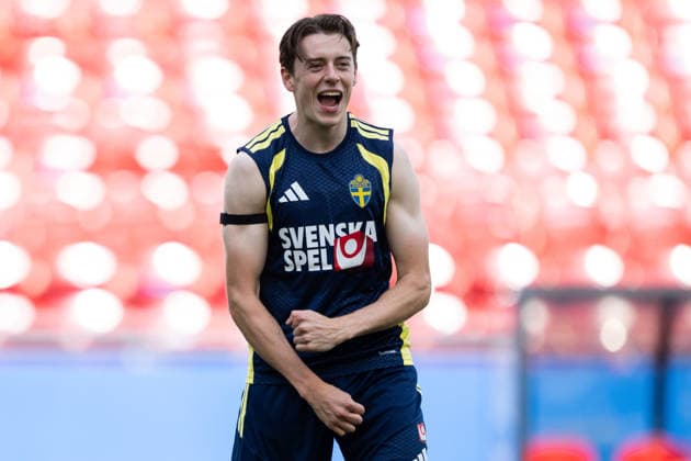 260609 Elliot Stroud of the Swedish national football team at a training session during day -2 of the FIFA World Cup, WM, Weltmeisterschaft, Fussball 2026 on June 9, 2026 in Dallas. Photo: Petter Arvidson BILDBYRAN kod PA PA1225 fotboll football soccer fotball vm fotbolls-vm fotball-vm fotbolls-vm 2026 fifa world cup 2026 träning practice training sverige sweden sverige a day -2 bbeng
