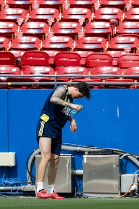 260609 Victor Nilsson Lindelöf of the Swedish national football team at a training session during day -2 of the FIFA World Cup, WM, Weltmeisterschaft, Fussball 2026 on June 9, 2026 in Dallas. Photo: Petter Arvidson BILDBYRAN kod PA PA1225 fotboll football soccer fotball vm fotbolls-vm fotball-vm fotbolls-vm 2026 fifa world cup 2026 träning practice training sverige sweden sverige a day -2 bbeng