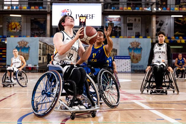 GUADALAJARA, SPAIN - JUNE 08: Annika Sonnleitner (Germany, 12) controls the ball against Leidy Gonzalez (Colombia, 11) during the 2026 IWBF Women™s Repechage match between Angola vs. Germany at Palacio Multiusos de Guadalajara on June 08, 2026 in Guadalajara, Spain. Spain Copyright: xSteffiexWunderlx