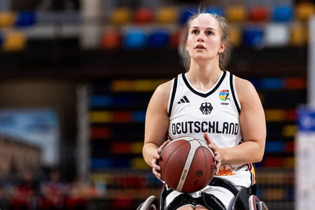 GUADALAJARA, SPAIN - JUNE 08: Lisa Bergenthal (Germany, 10) on the freethrow line during the 2026 IWBF Women™s Repechage match between Angola vs. Germany at Palacio Multiusos de Guadalajara on June 08, 2026 in Guadalajara, Spain. Spain Copyright: xSteffiexWunderlx