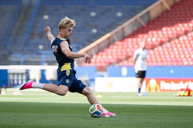 260609 Lucas Bergvall of the Swedish national football team at a training session during day -2 of the FIFA World Cup, WM, Weltmeisterschaft, Fussball 2026 on June 9, 2026 in Dallas. Photo: Petter Arvidson BILDBYRAN kod PA PA1225 fotboll football soccer fotball vm fotbolls-vm fotball-vm fotbolls-vm 2026 fifa world cup 2026 träning practice training sverige sweden sverige a day -2 bbeng