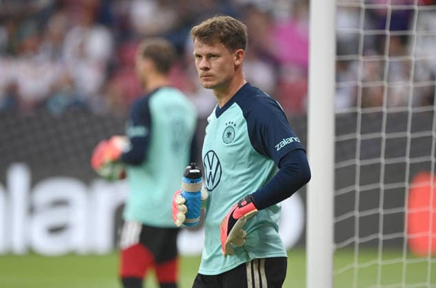 Torwart Alexander NUEBEL (Nübel, GER) warm up, Aufwaermtraining, aufwaermen, Deutschland (GER) - Finnland (FIN) 4-0 Fussball Laenderspiel,Freundschaftsspiel, am 3105.2026, Mewa Arena Mainz Deutschland. UEFA regulations prohibit any use of photographs as image sequences and or quasi-video Â *** Goalkeeper Alexander NUEBEL Nübel, GER warm up, Aufwaermentraining, aufwaermen, Deutschland GER Finnland FIN 4 0 Fußball Laenderspiel,Freundschaftsspiel, am 3105 2026, Mewa Arena Mainz Deutschland UEFA regulations prohibit any use of photographs as image sequences and or quasi video Â