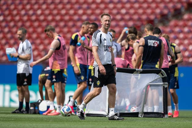 260609 Head coach Graham Potter of the Swedish national football team at a training session during day -2 of the FIFA World Cup, WM, Weltmeisterschaft, Fussball 2026 on June 9, 2026 in Dallas. Photo: Petter Arvidson BILDBYRAN kod PA PA1225 fotboll football soccer fotball vm fotbolls-vm fotball-vm fotbolls-vm 2026 fifa world cup 2026 träning practice training sverige sweden sverige a day -2 bbeng