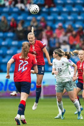 260609 Mathilde Harviken of Norway during the FIFA Women s World Cup Qualifier football match between Norway and Austria on June 9, 2026 in Oslo. Photo: Jon Olav Nesvold BILDBYRAN COP 217 MM0070 bbeng fotball soccer football fotboll FIFA World Cup, WM, Weltmeisterschaft, Fussball qualifiers vm-kvalifisering kvinner vm kvalik landskamp dam norge norway austria osterrike