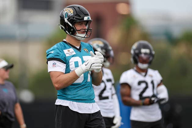 JACKSONVILLE, FL - JUNE 09: Jacksonville Jaguars tight end Nate Boerkircher (87) during Minicamp on June 9, 2026 at Miller Electric Center in Jacksonville, Fl. (Photo by David Rosenblum Icon Sportswire) NFL, American Football Herren, USA JUN 09 Jacksonville Jaguars Minicamp EDITORIAL USE ONLY Icon260609161048