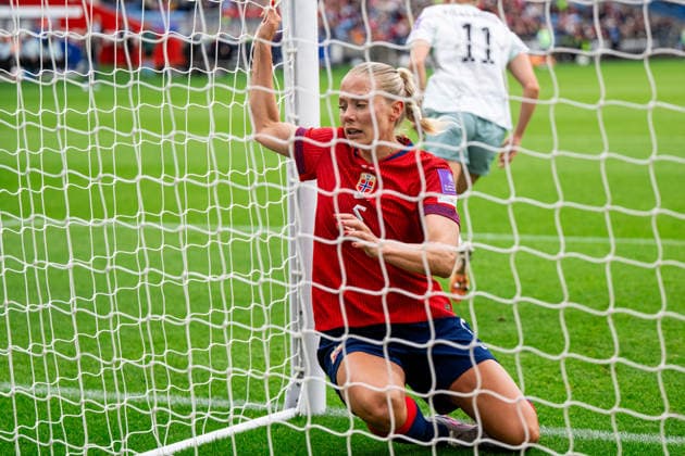 260609 Guro Bergsvand of Norway during the FIFA Women s World Cup Qualifier football match between Norway and Austria on June 9, 2026 in Oslo. Photo: Jon Olav Nesvold BILDBYRAN COP 217 MM0070 bbeng fotball soccer football fotboll FIFA World Cup, WM, Weltmeisterschaft, Fussball qualifiers vm-kvalifisering kvinner vm kvalik landskamp dam norge norway austria osterrike
