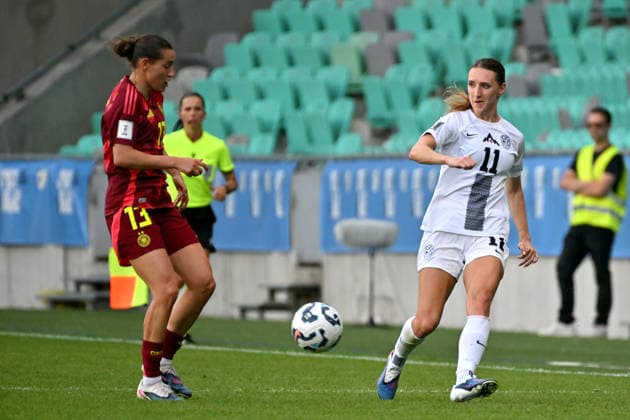 LJUBLJANA, SLOVENIA - JUNE 09: Lara Prasnikar of Slovenia (R) in action against Carlotta Wamser of Germany (L) during the UEFA Women’s European Qualifiers for 2027 World Cup match between Slovenia and Germany at Stadium Stozice, Ljubljana on June 09, 2026 in Ljubljana, Slovenia. (Photo by Igor Kupljenik Sports Press Photo).  Copyright: xIgorxKupljenikx xSPPx Sportspressphoto_SPR163997
