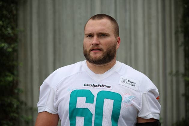MIAMI GARDNES, FL - JUNE 09: Miami Dolphins offensive lineman Andrew Meyer (60) speaks with reports during the Miami Dolphins OTA on Tuesday, June 9, 2026 at Baptist Health Training Complexr in Miami Gardens, FL (Photo by Peter Joneleit Icon Sportswire) NFL, American Football Herren, USA JUN 09 Miami Dolphins OTA EDITORIAL USE ONLY Icon260609001