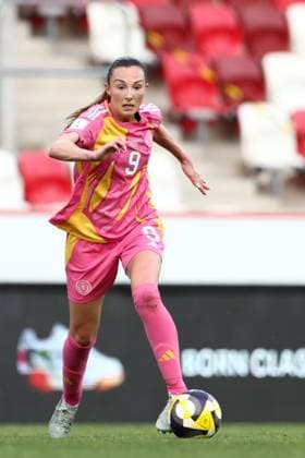 Caroline Weir of Scotland Women Israel Women v Scotland Women, FIFA 2027 Women s World Cup Qualifying, Football, Bozsnik Arena, Budapest, Hungary - 09 Jun 2026Budapest Bozsnik Arena Hungary EDITORIAL USE ONLY No use with unauthorised audio, video, data, fixture lists, club league logos or live services. Online in-match use limited to 120 images, no video emulation. No use in betting, games or single club league player publications.  Copyright: xNikolaxKrstic Shutterstockx 16911191ak