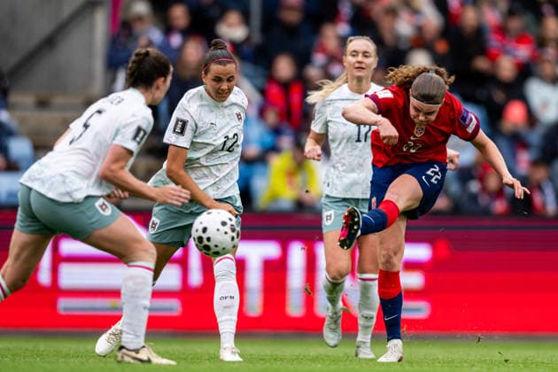 260609 Signe Gaupset of Norway during the FIFA Women s World Cup Qualifier football match between Norway and Austria on June 9, 2026 in Oslo. Photo: Marius Simensen BILDBYRAN COP 238 MM0070 bbeng fotball soccer football fotboll FIFA World Cup, WM, Weltmeisterschaft, Fussball qualifiers vm-kvalifisering kvinner vm kvalik landskamp dam norge norway austria osterrike