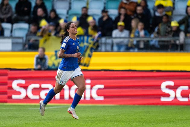 260609 Federica D Auria of Italy celebrates after 0-1 during the FIFA Women s World Cup Qualifier football match between Sweden and Italy on June 9, 2026 in Gothenburg. Photo: Carl Sandin BILDBYRAN kod CS CS0935 fotboll football soccer fotball vm-kval kval fifa womens world cup qualifier qualifier sverige sweden italien italy dam bbeng jubel