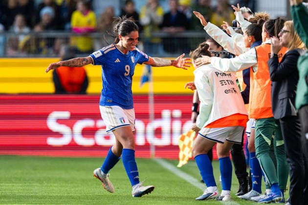 260609 Martina Piemonte of Italy celebrates after 0-2 during the FIFA Women s World Cup Qualifier football match between Sweden and Italy on June 9, 2026 in Gothenburg. Photo: Carl Sandin BILDBYRAN kod CS CS0935 fotboll football soccer fotball vm-kval kval fifa womens world cup qualifier qualifier sverige sweden italien italy dam bbeng jubel