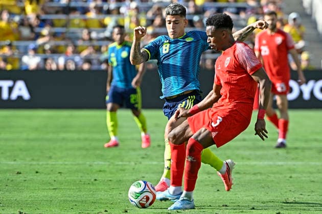 RECORD DATE NOT STATED 7th June, 2026; Snapdragon Stadium, San Diego, California, United States of America; International Friendly, Länderspiel, Nationalmannschaft Football, Colombia versus Jordan; Jorge Carrascal of Colombia battles for possession ball with Abdallah Nasib of Jordan JulianxMedina DiaEsportivo
